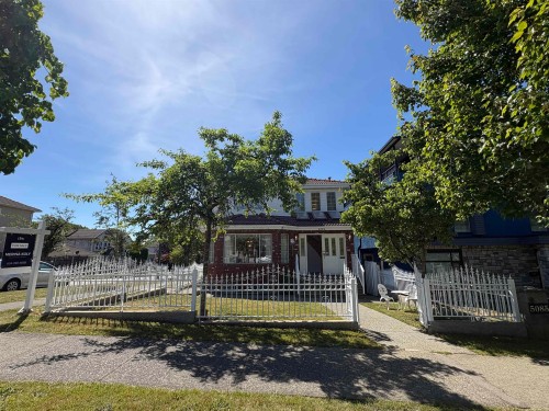 5095 Nanaimo Street, Vancouver, BC 