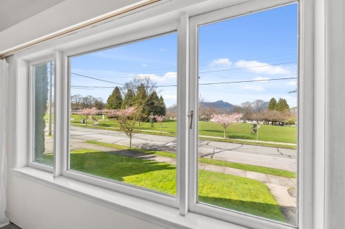 2880 Oxford Street, Vancouver, BC 