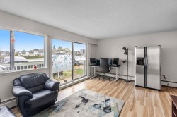 102-8040 Ryan Road  Richmond, BC V7A 2E5