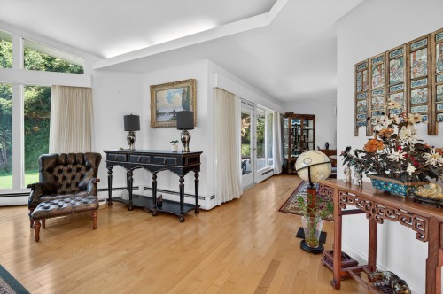5985 Newton Wynd, Vancouver, BC 