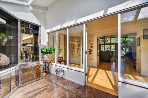 5985 Newton Wynd, Vancouver, BC 