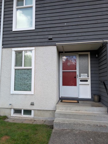 25-315 Schoolhouse Street  Coquitlam, BC V3K 5P4