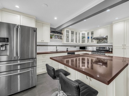 7170 Hecate Place, Vancouver, BC 