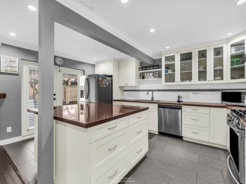 7170 Hecate Place, Vancouver, BC 