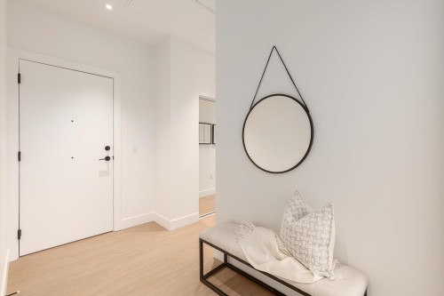 601-2235 Broadway E, Vancouver, BC 