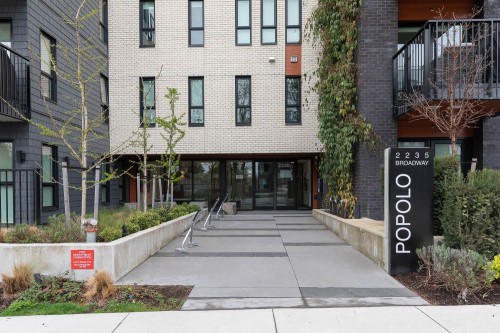 601-2235 Broadway E, Vancouver, BC 