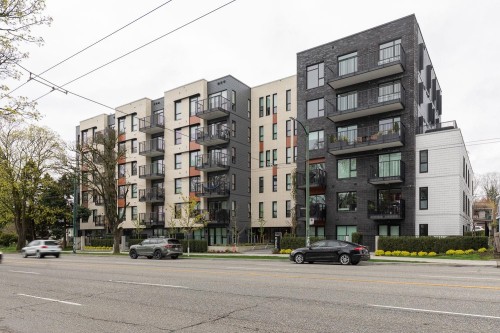 601-2235 Broadway E, Vancouver, BC 
