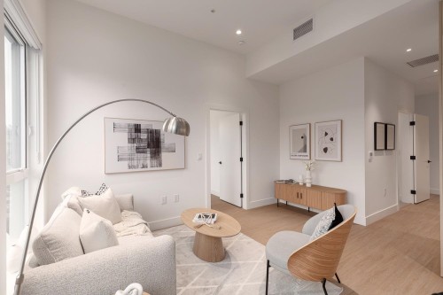 601-2235 Broadway E, Vancouver, BC 
