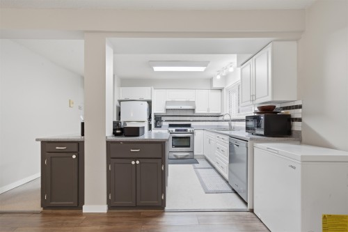 1155 Esperanza Drive, Coquitlam, BC 