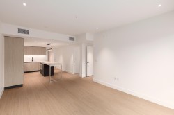 210-2235 Broadway EVancouver, BC V5N 0J5