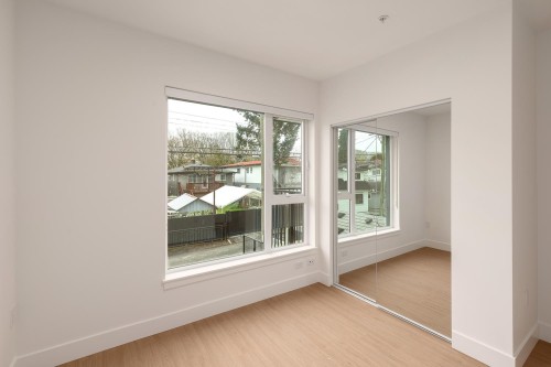 210-2235 Broadway E, Vancouver, BC 