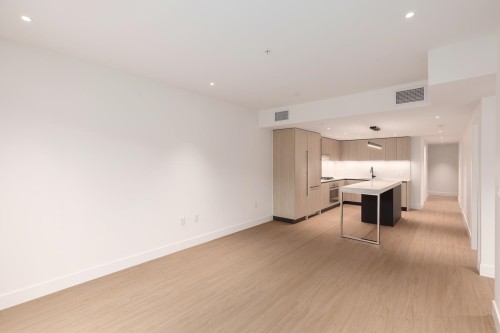 210-2235 Broadway E, Vancouver, BC 