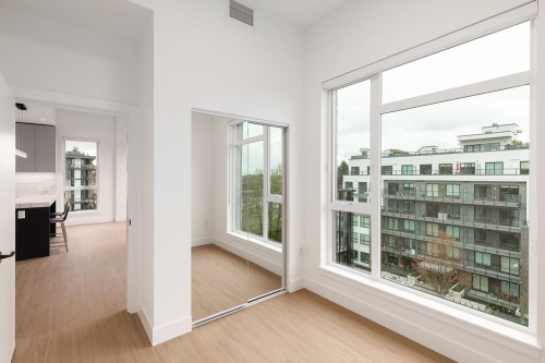 602-2235 Broadway E, Vancouver, BC 