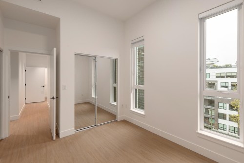 602-2235 Broadway E, Vancouver, BC 