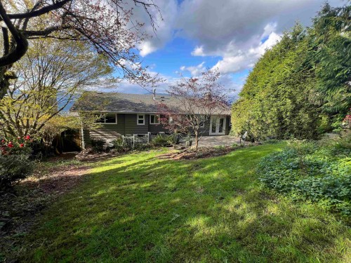 918 Baker Drive, Coquitlam, BC 