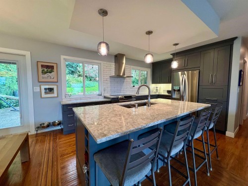 918 Baker Drive, Coquitlam, BC 