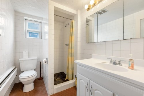 5432 Laurel Street, Burnaby, BC 