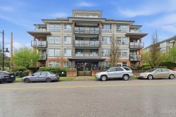 302-607 Cottonwood Avenue  Coquitlam, BC V3J 0H1