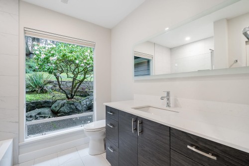 3980 Westridge Avenue, West Vancouver, BC 