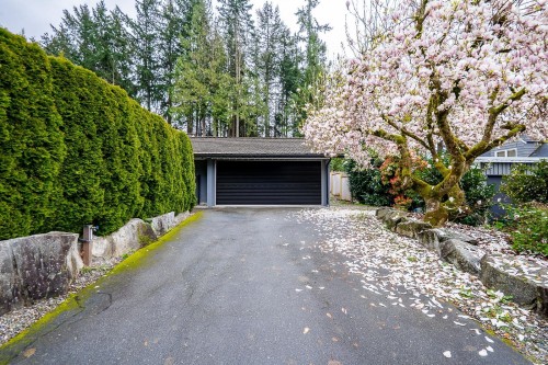 3980 Westridge Avenue, West Vancouver, BC 
