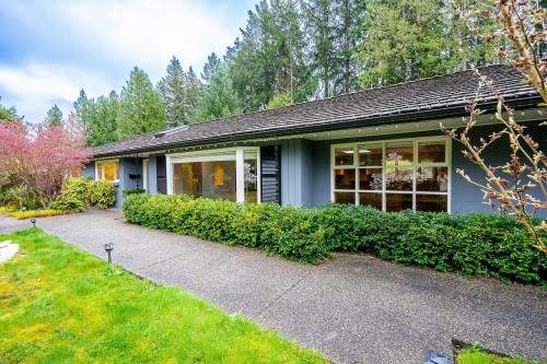 3980 Westridge Avenue, West Vancouver, BC 