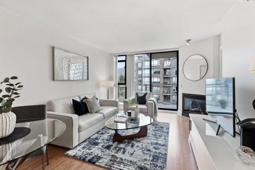 1104-175 1st Street W North Vancouver, BC V7M 3N9