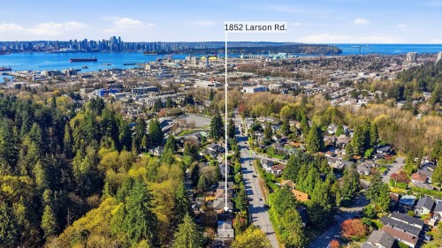 1852 Larson Road, North Vancouver, BC 