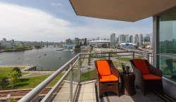 1305-120 Milross Avenue  Vancouver, BC V6A 4K7