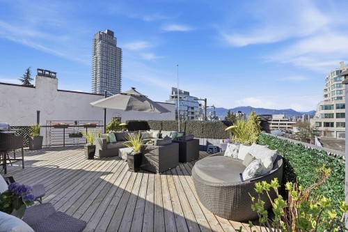 6-1375 10Th Avenue W, Vancouver, BC 