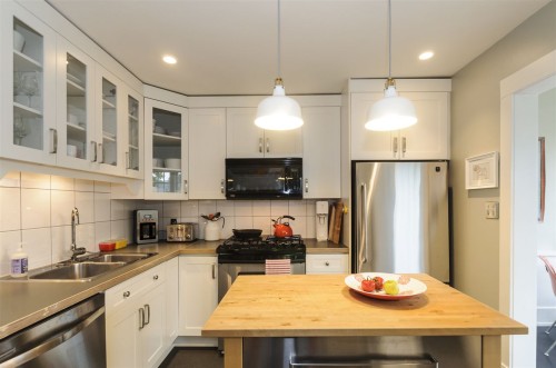 967 21St Avenue W, Vancouver, BC 