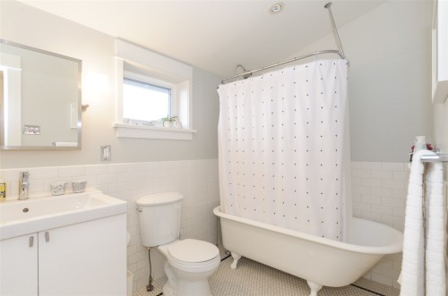 967 21St Avenue W, Vancouver, BC 