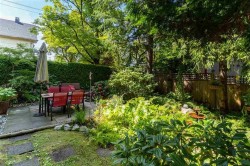 1000 11th Avenue EVancouver, BC V5T 2G1