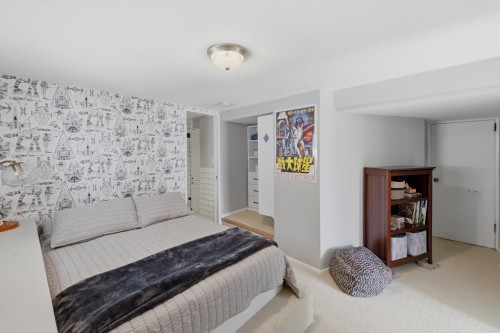 424 Keith Road E, North Vancouver, BC 