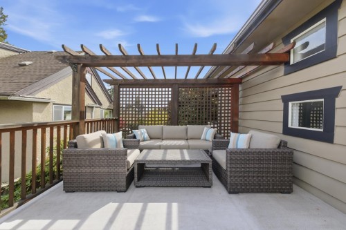 424 Keith Road E, North Vancouver, BC 