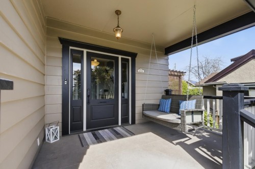 424 Keith Road E, North Vancouver, BC 