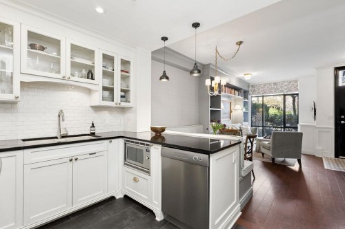 2266 Redbud Lane, Vancouver, BC 