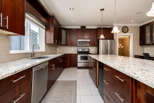 1935 Brunette Avenue, Coquitlam, BC 