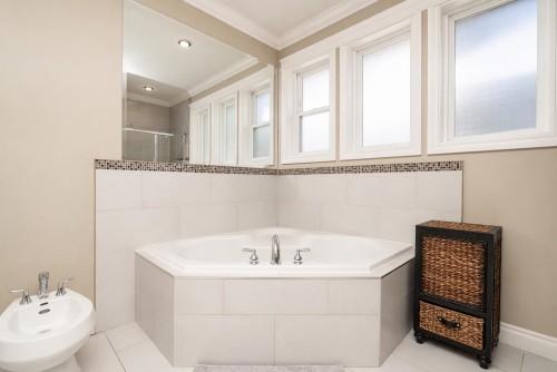 1935 Brunette Avenue, Coquitlam, BC 
