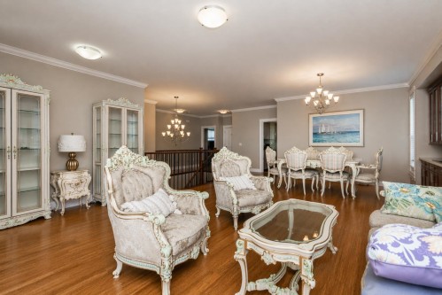 1935 Brunette Avenue, Coquitlam, BC 