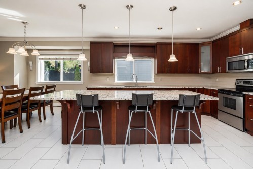 1935 Brunette Avenue, Coquitlam, BC 