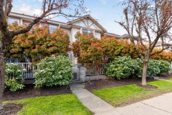 5-21409 Dewdney Trunk Road Maple Ridge, BC V2X 3G5