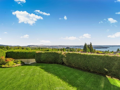 1331 Chartwell Drive, West Vancouver, BC 