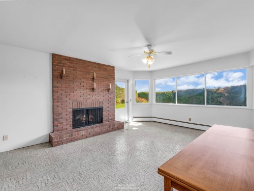 1331 Chartwell Drive, West Vancouver, BC 