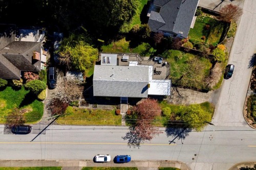 2094 Viewlynn Drive, North Vancouver, BC 