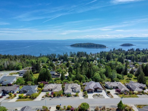6169 Mika Road, Sechelt, BC 
