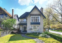 3998 32nd Avenue W Vancouver, BC V5K 1A1