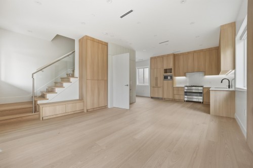 3116 42Nd Avenue W, Vancouver, BC 