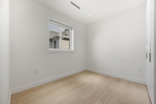 3116 42Nd Avenue W, Vancouver, BC 