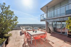 3701-1438 Richards Street  Vancouver, BC V6Z 3B8