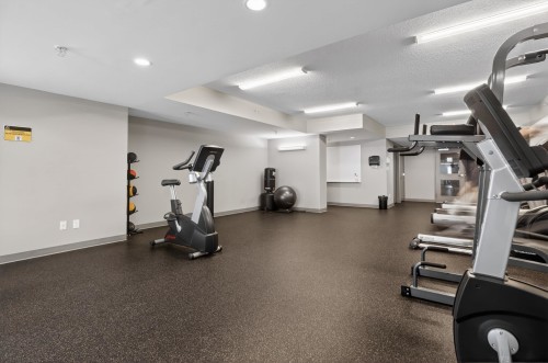 112 1St Avenue W, Vancouver, BC 